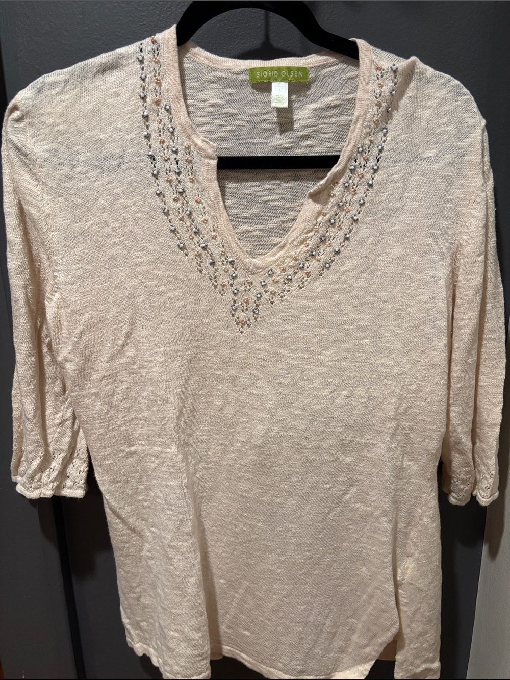 Sigrid Olsen Cream V-Neck Short Sleeve Top with Beaded Trim